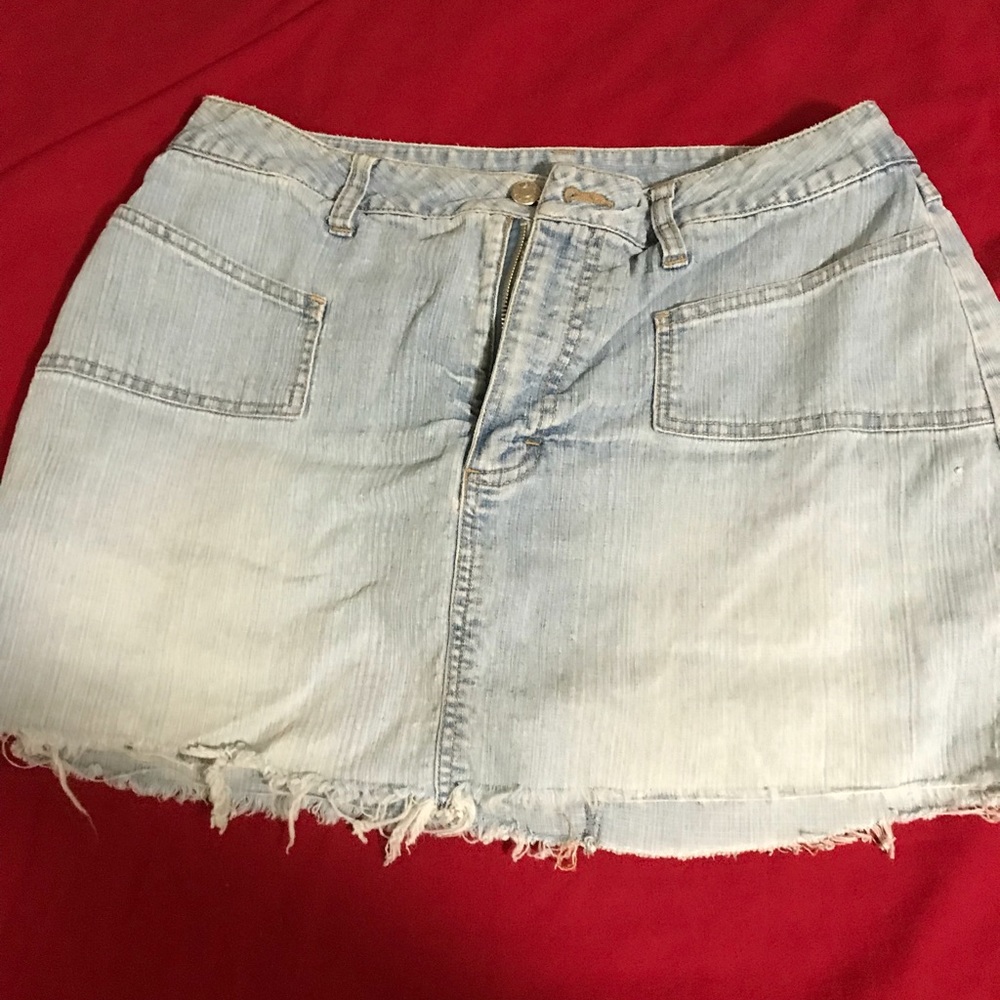 Jean skort